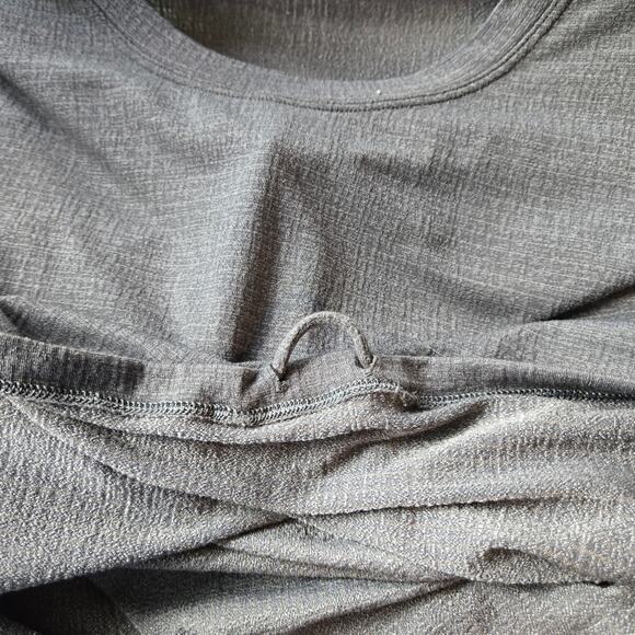 Lululemon Active Tee T-Shirt grey Size Medium - Picture 4 of 4